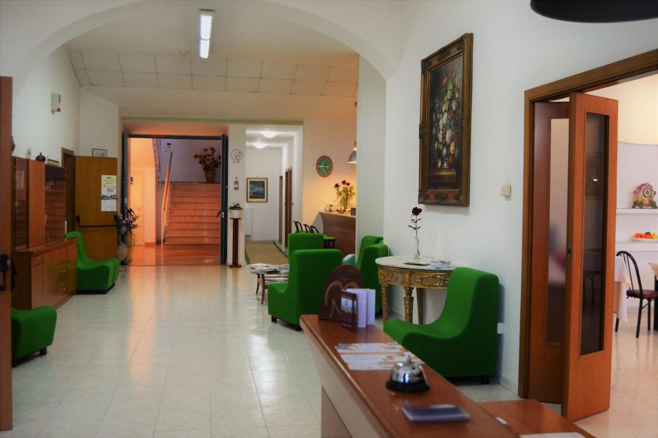 Centro Di Spiritualita Madonna Della Nova Ξενοδοχείο Ostuni Εξωτερικό φωτογραφία